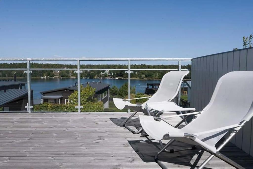 Water Facing Villa With Pool & Sauna Lidingö Exterior foto